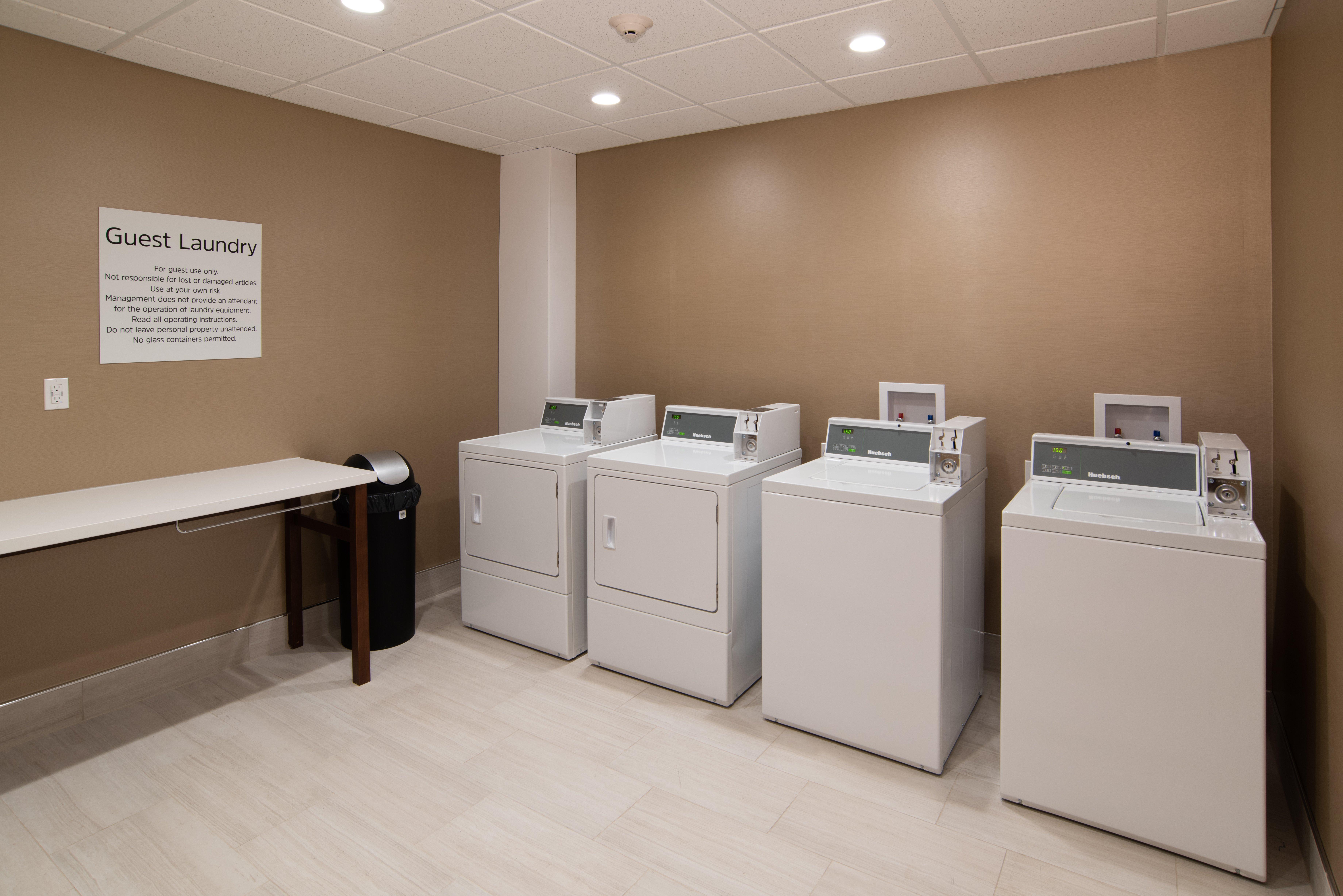 Holiday Inn Express & Suites - North Battleford By Ihg Exterior photo