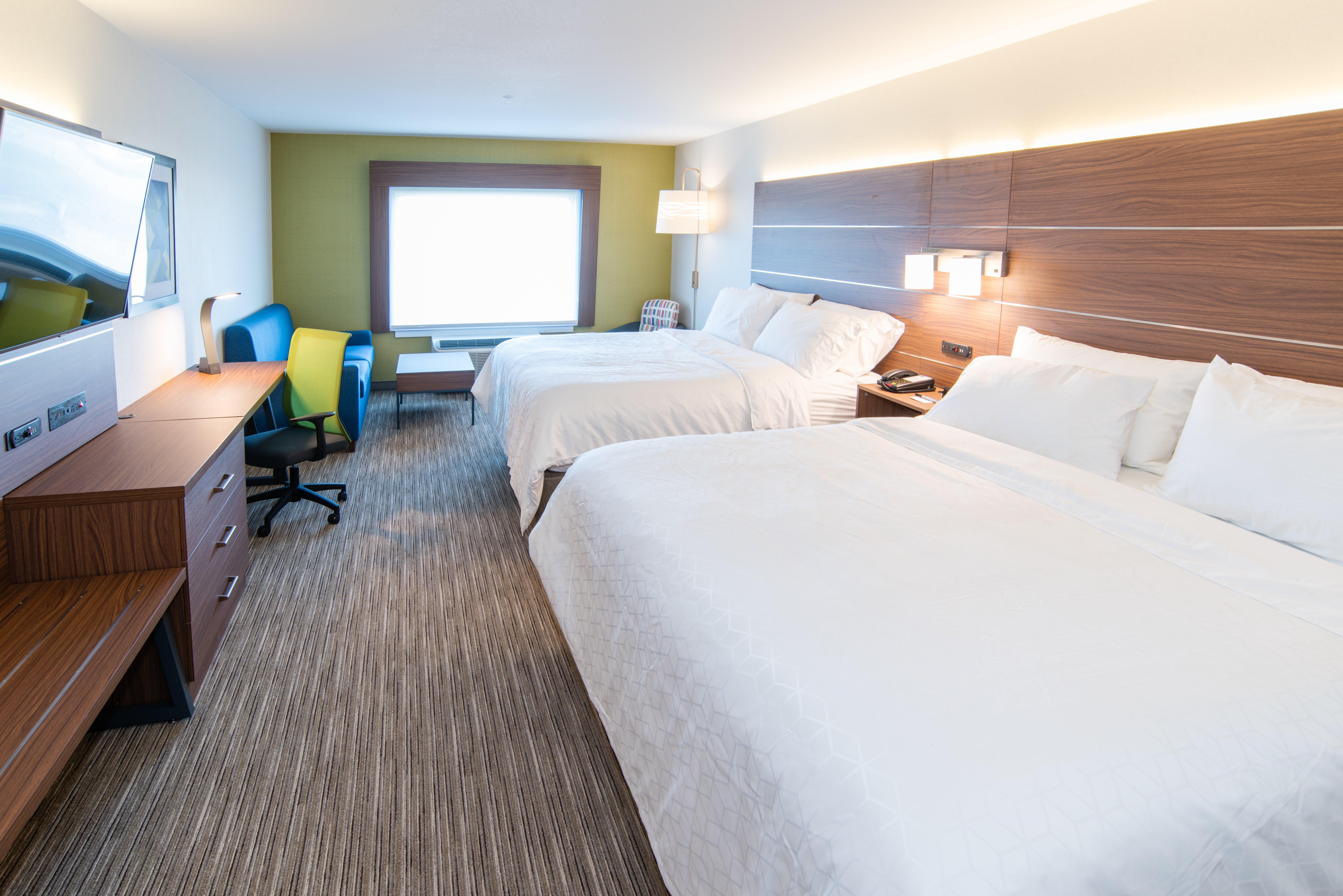 Holiday Inn Express & Suites - North Battleford By Ihg Exterior photo